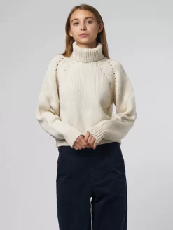 Ronia Turtle Neck Cream