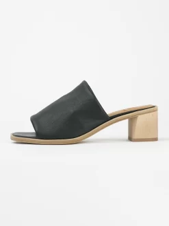 Jacque Heel Slide Black