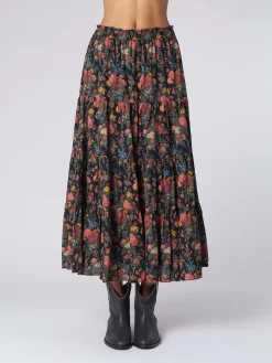 The Day Dream Skirt Black Enchanted Floral