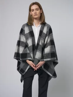 Orciani Store -Orciani Store xirena wynter poncho black ash 1