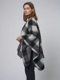 Wynter Poncho Black Ash -Orciani Store xirena wynter poncho black ash 2